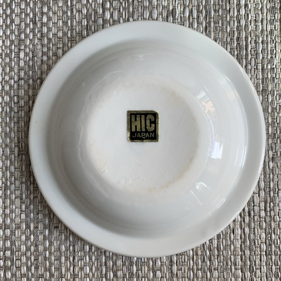 HIC Porcelain Flying Saucer Mortar and Pestle - Picture 4 of 6